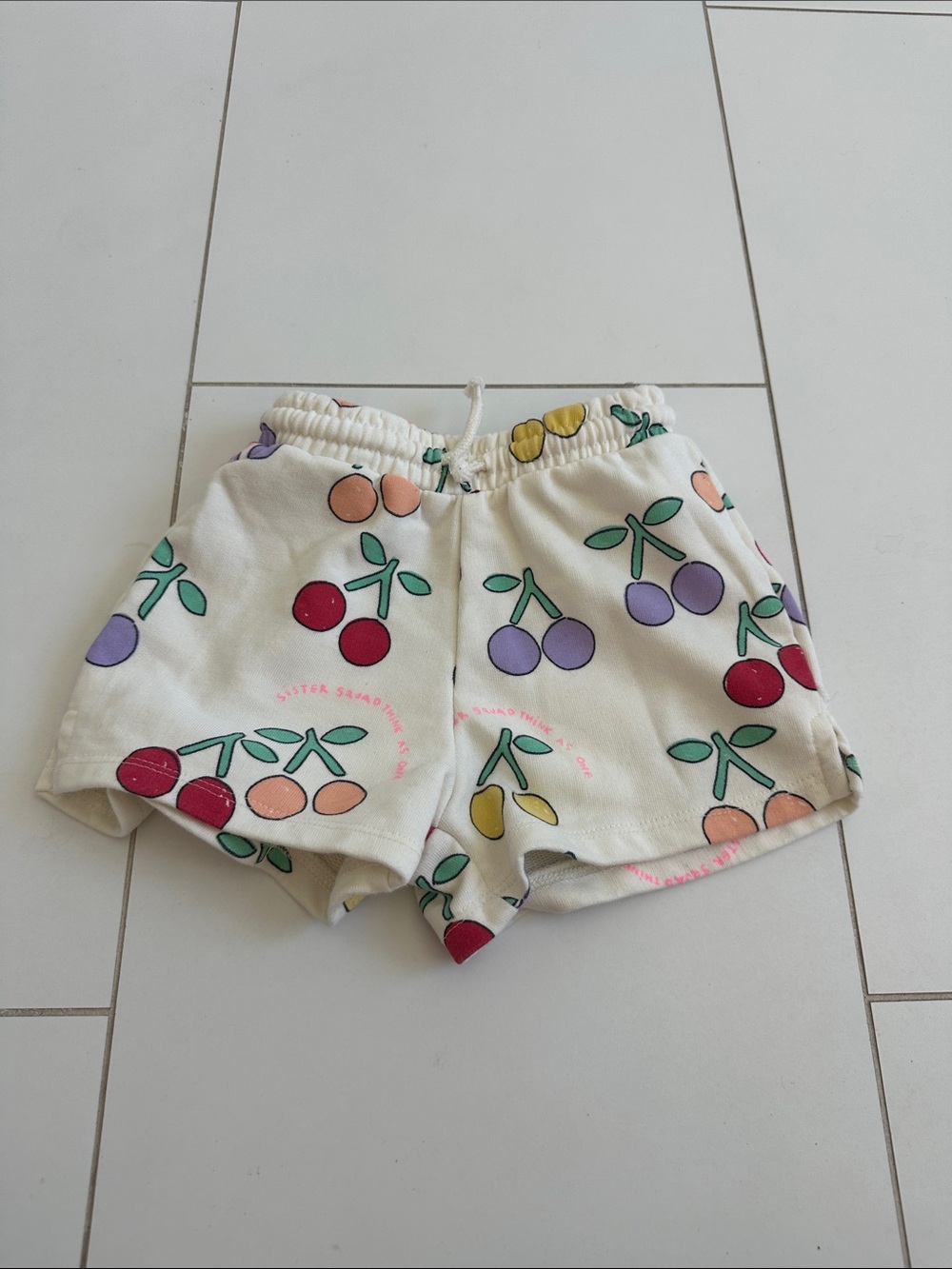 Zara comfy drawstring Kids Cherry Print Cream Shorts 4